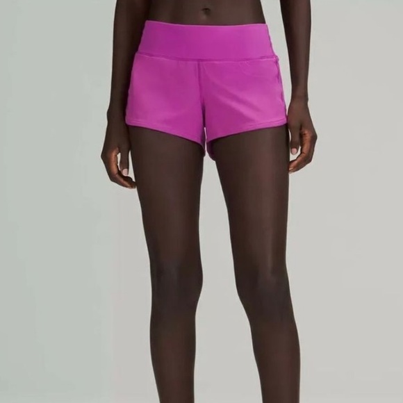Lululemon Speed Up Lined Short in a Fuchsia megenta color Size 6 - Picture 2 of 10
